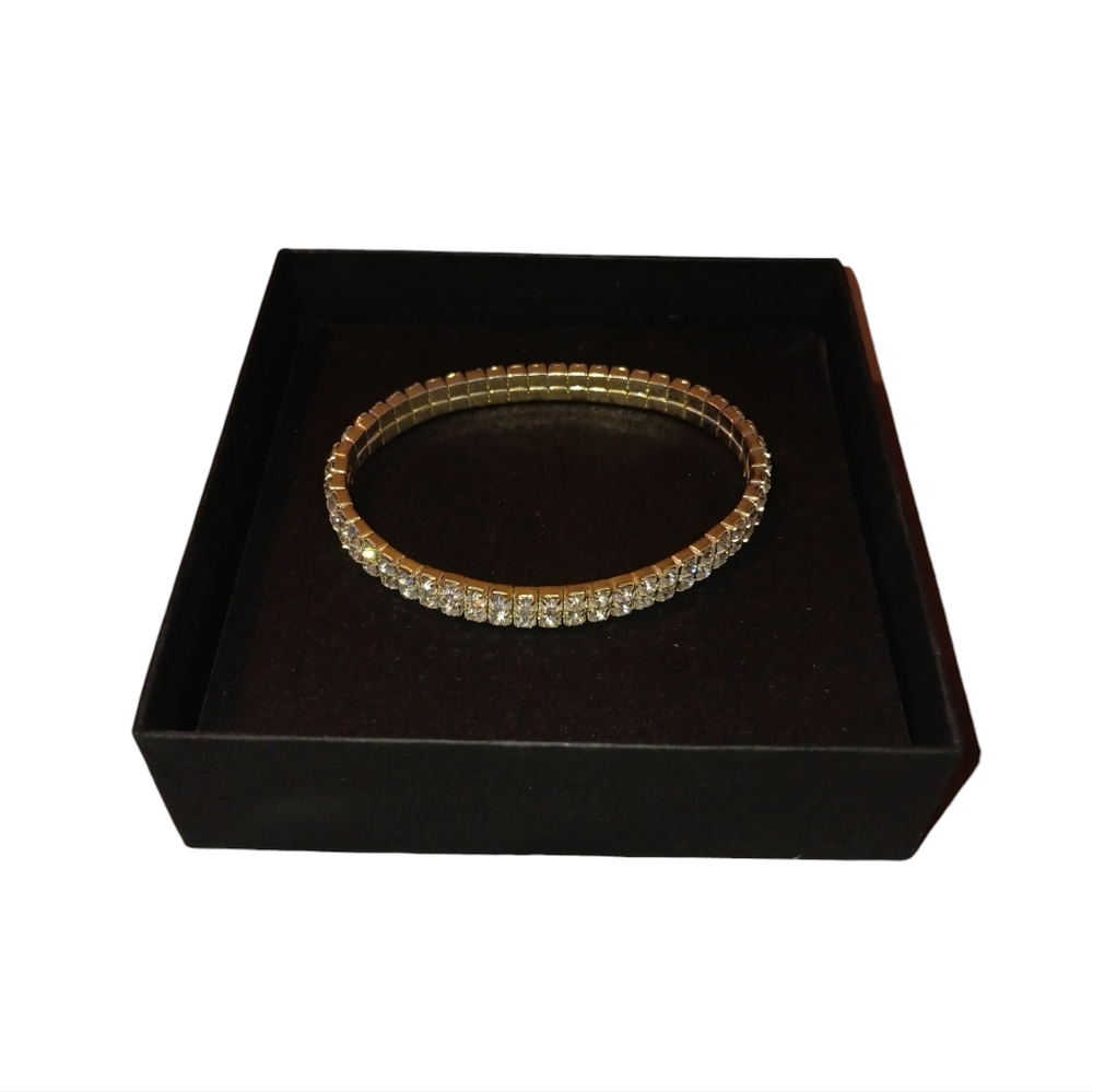 NWOT 3 Piece Stretch Bracelet Set, Silver Crystal Cross - Picture 2 of 8